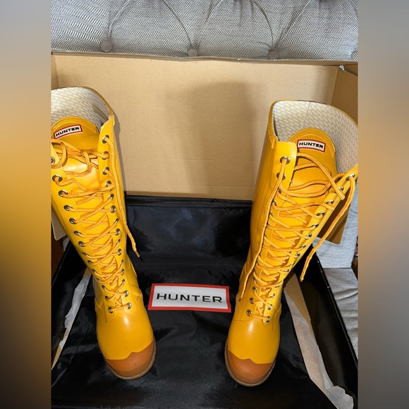 Yellow Hunter Boots Original Wellington Wellies Rain Snow Size 6 - In Box - Picture 4 of 6